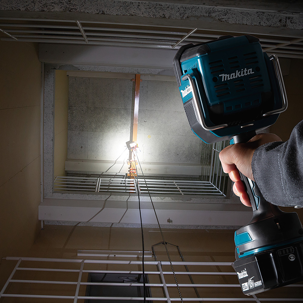 Lommelykt Makita DML812 LXT 18V uten Batteri og Lader