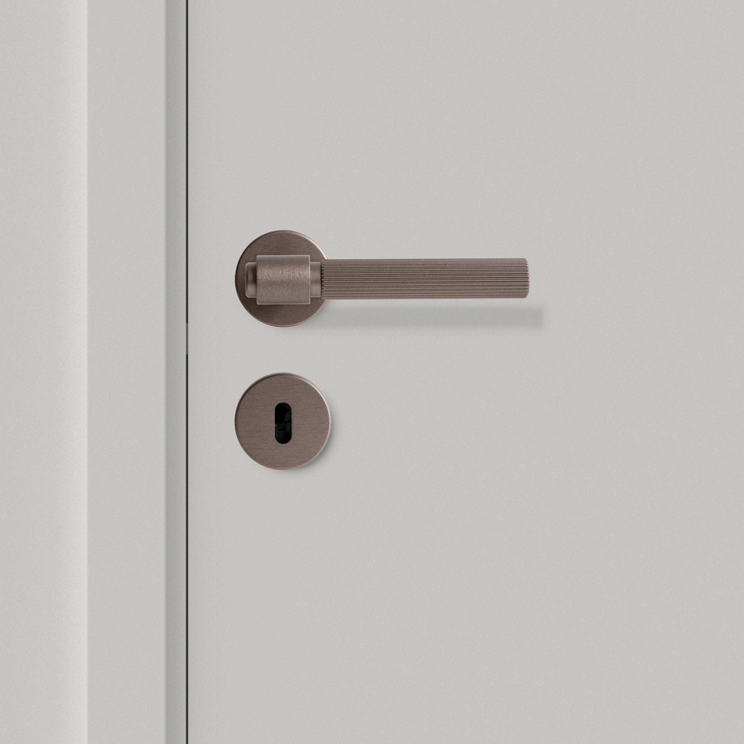 Dørhåndtak Beslag Design Helix 200 Stripe