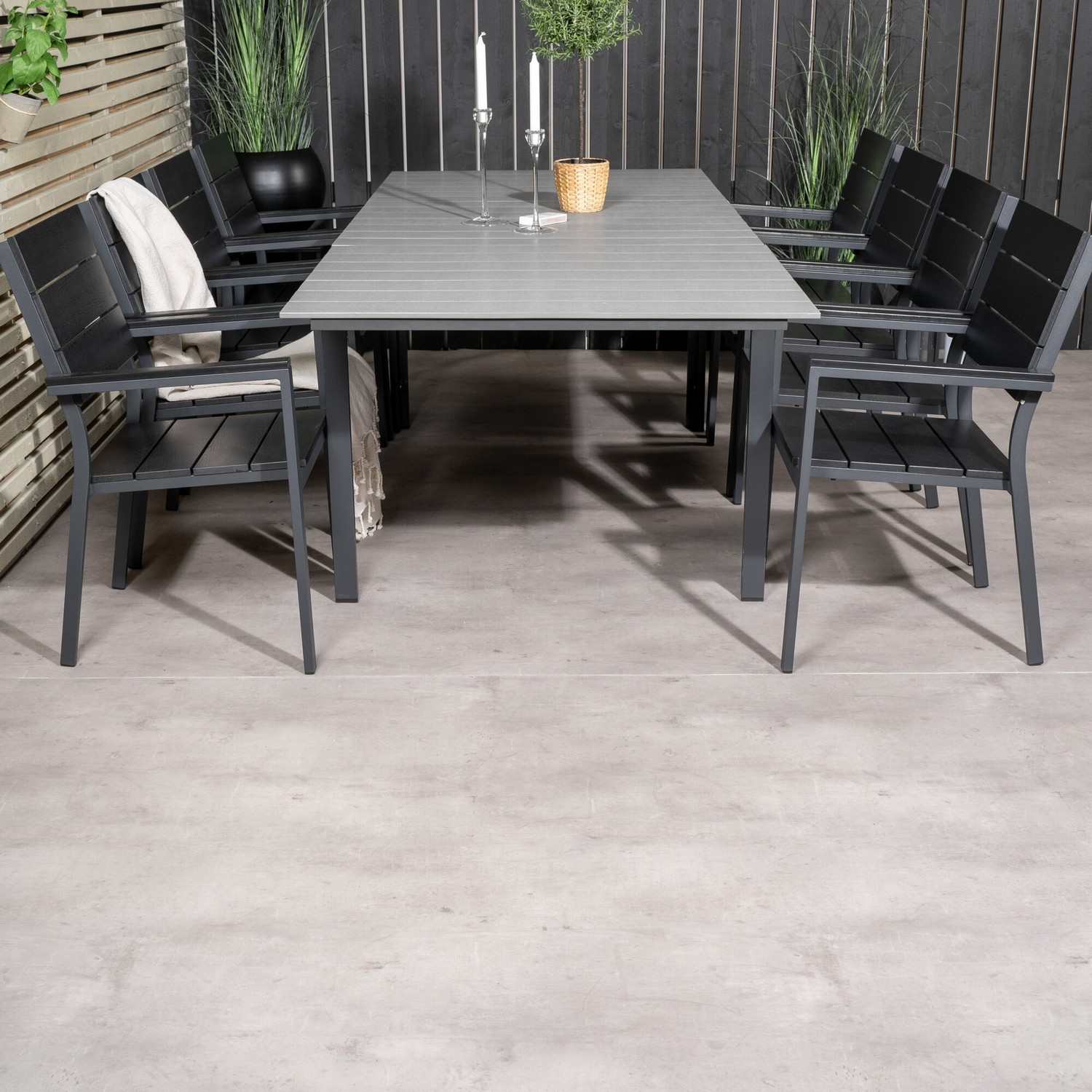 Spisegruppe Venture Home Lova 160/240 med 8 Lova Stoler