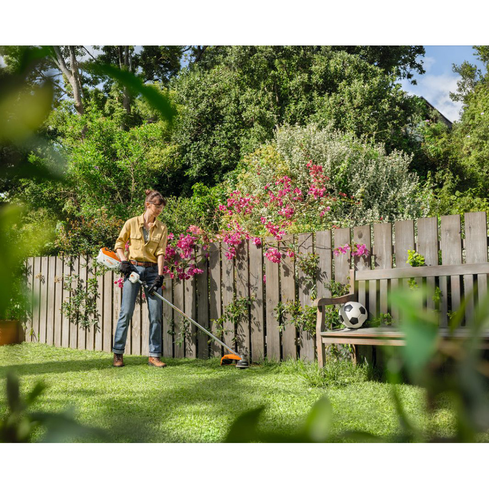 Gresstrimmer STIHL FSA 80 R uten Batteri & Lader