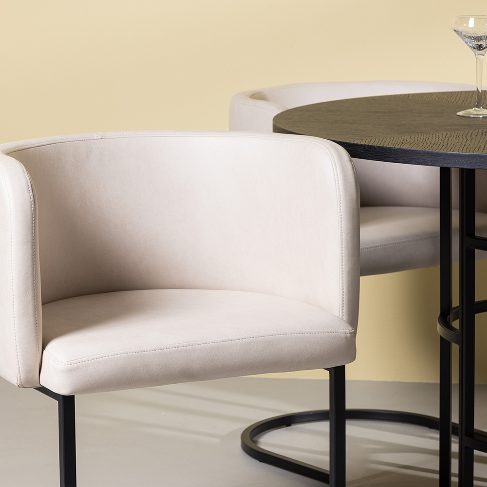 Spisegruppe Venture Home Copenhagen Ø 115 cm med 4 Simrishamn Stoler