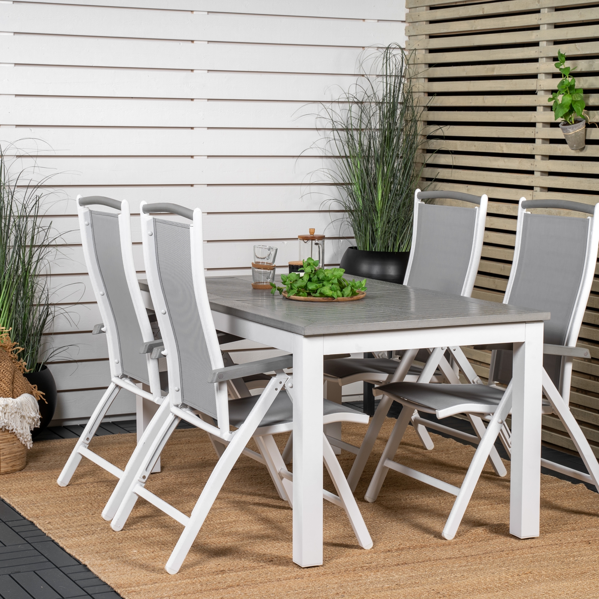 Spisegruppe Venture Home Aleyna 152/210 med 4 Stoler