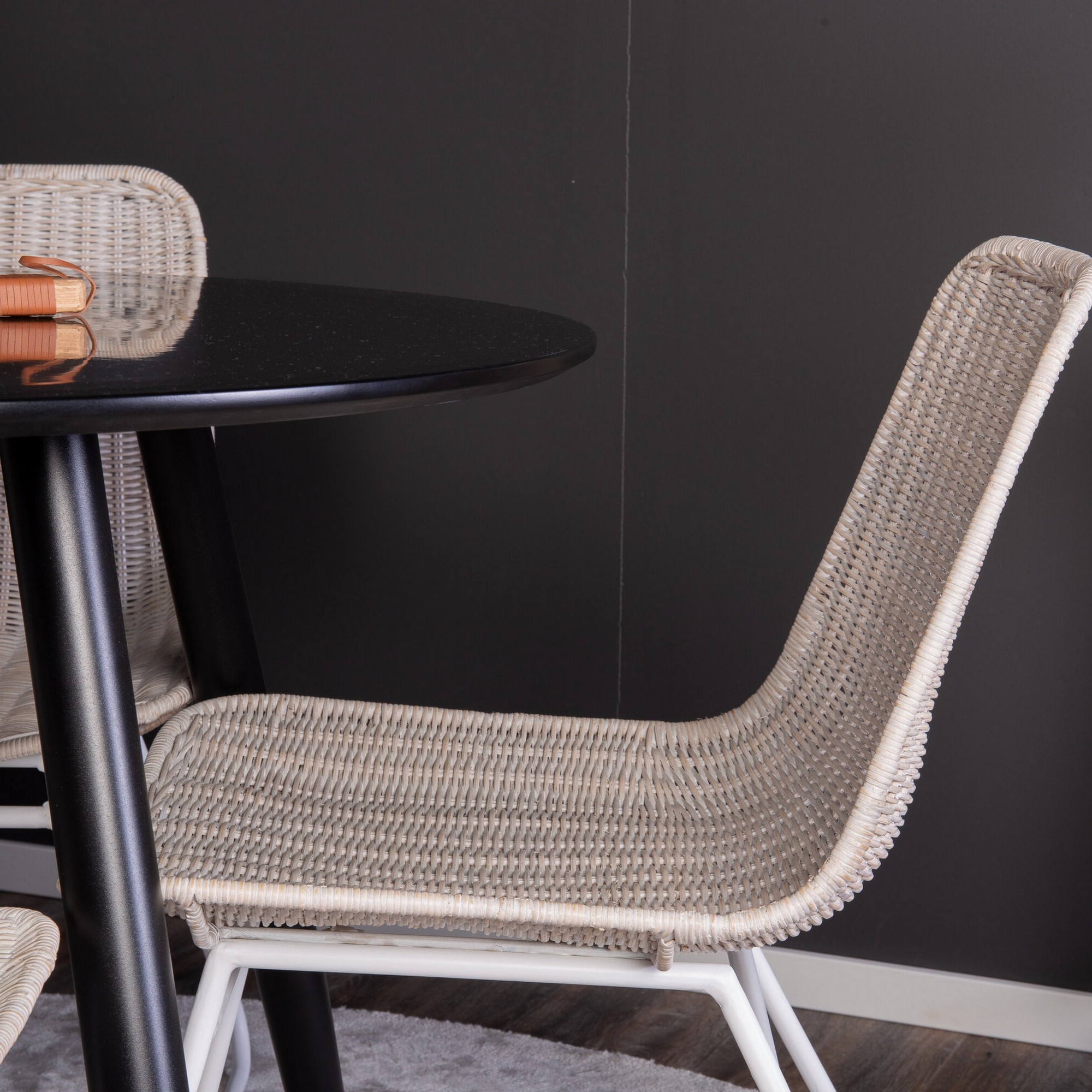 Spisegruppe Venture Home Plaza med 4stk Cirebon Stoler