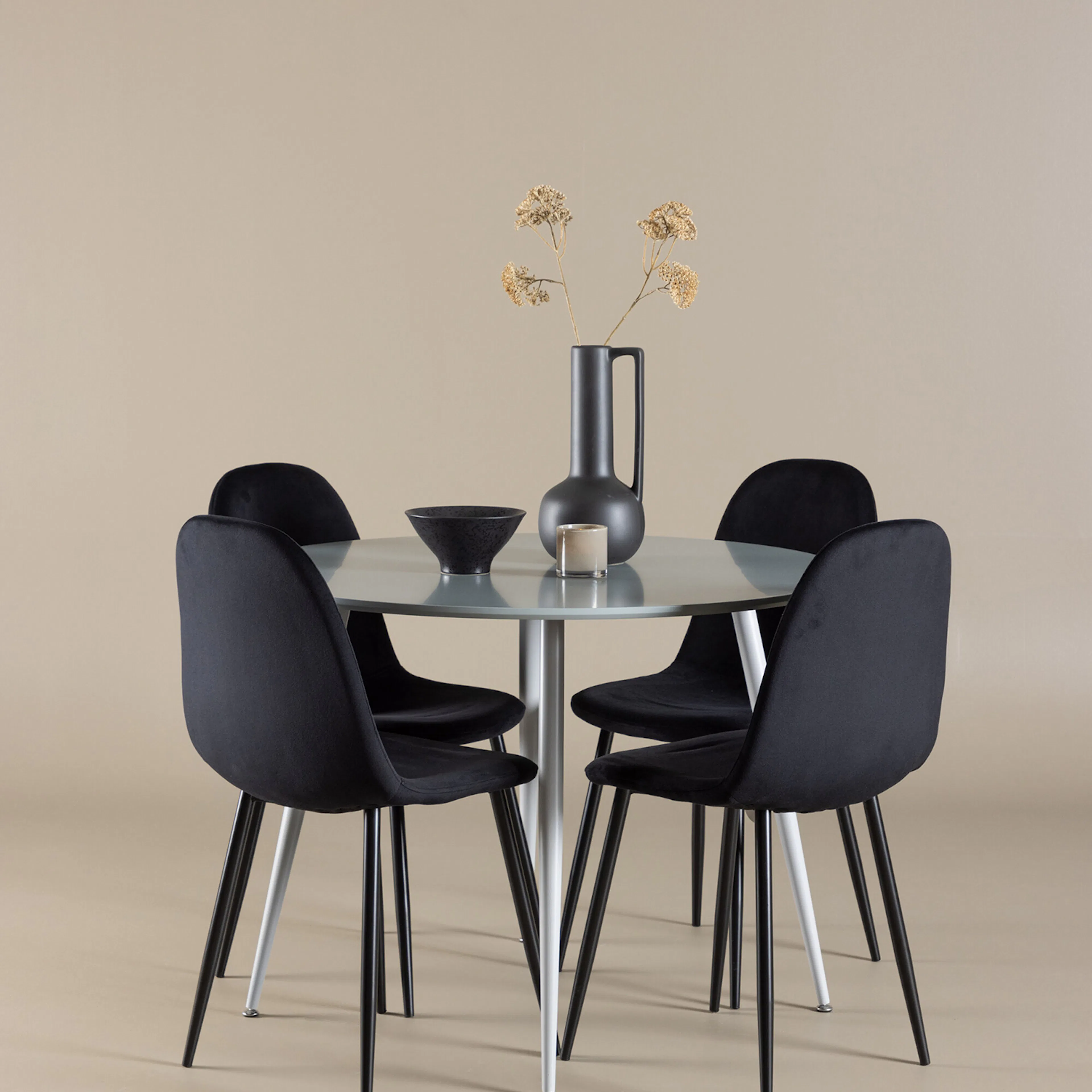 Spisegruppe Venture Home Plaza Ø100 med 4 stk Polar Stoler Fløyel