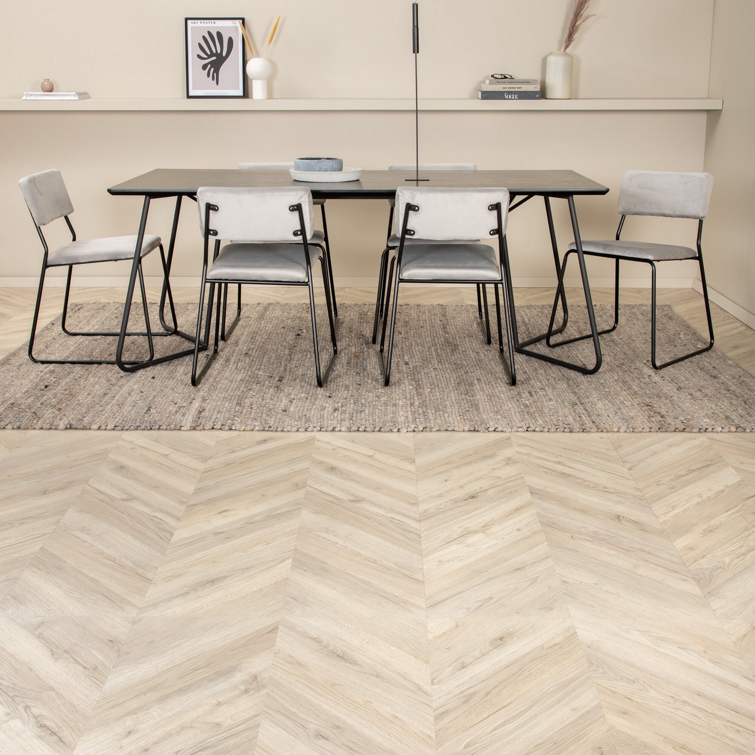 Spisegruppe Venture Home Annika Spisebord og Kungshamn Spisestol