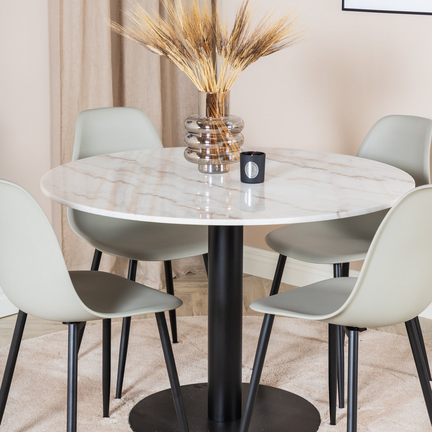 Spisegruppe Venture Home Estelle med 4 Pop Stoler