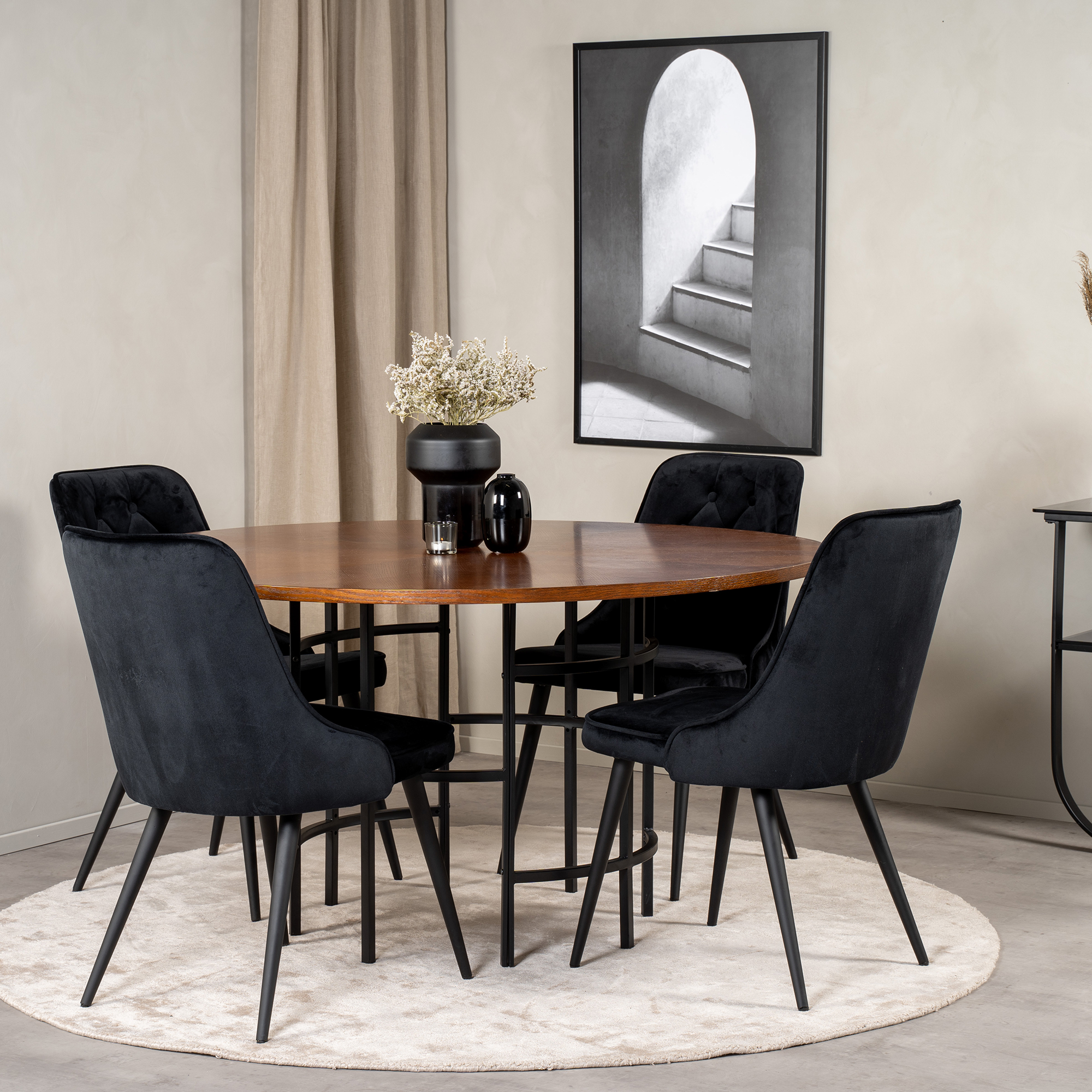 Spisegruppe furniture/fashion Copenhagen med 4 Vera Stoler