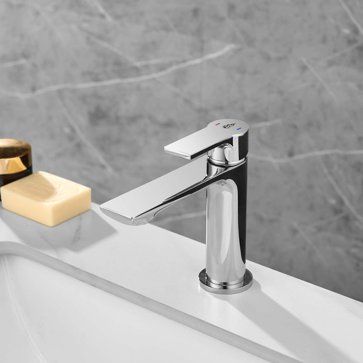 Servantbatteri Bathlife Skimra
