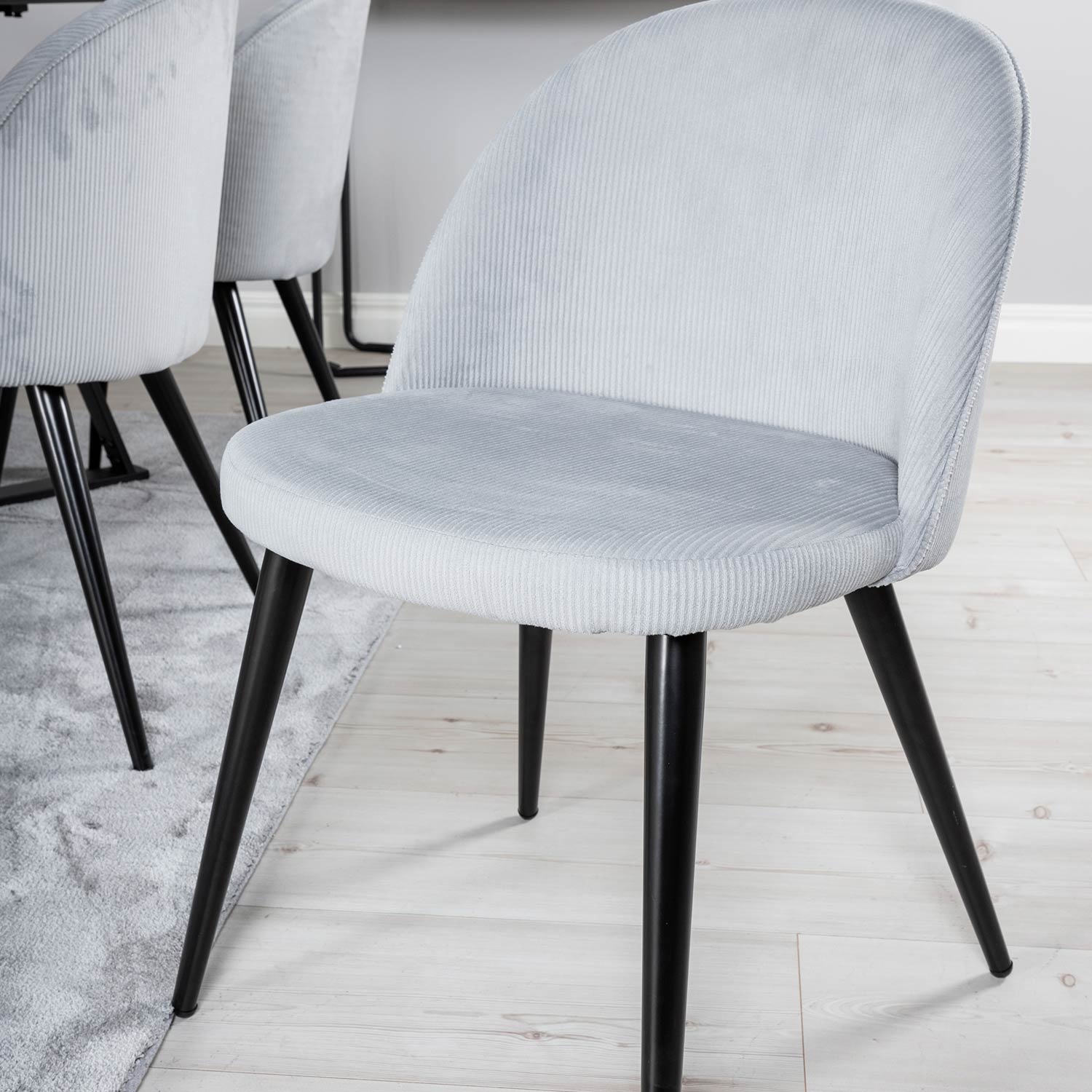 Marina Table-Black top/Velvet Chair Corduroy-ljusgrå/Black_6 Sort/Grå