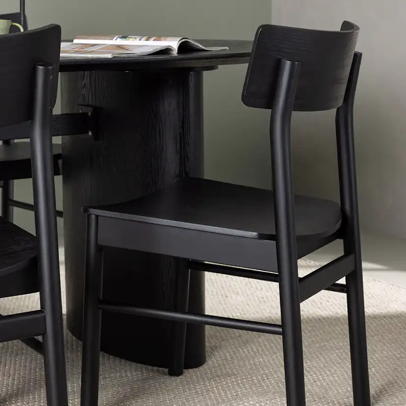 Spisegruppe Venture Home Isolde med 4 stk Montros Stoler