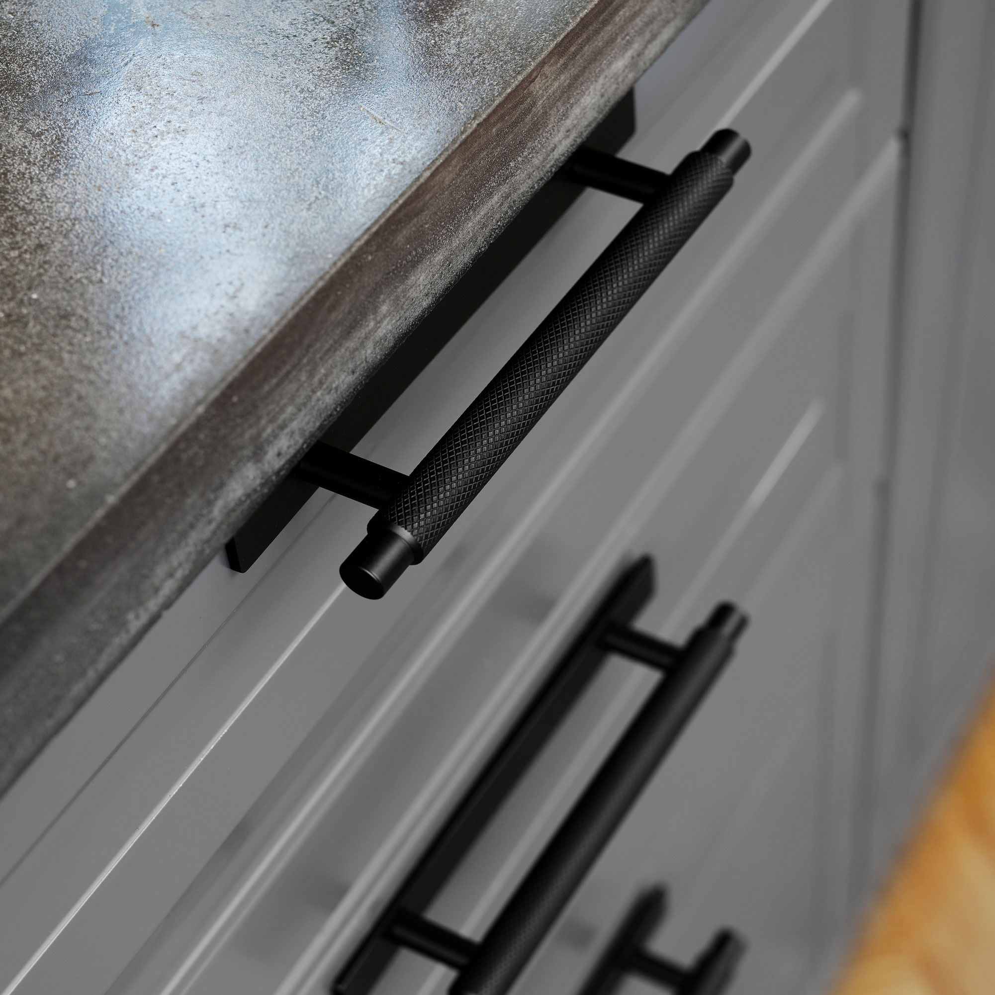 Handtag manor /bricka -128 svart Svart, Lengde: 190 mm
