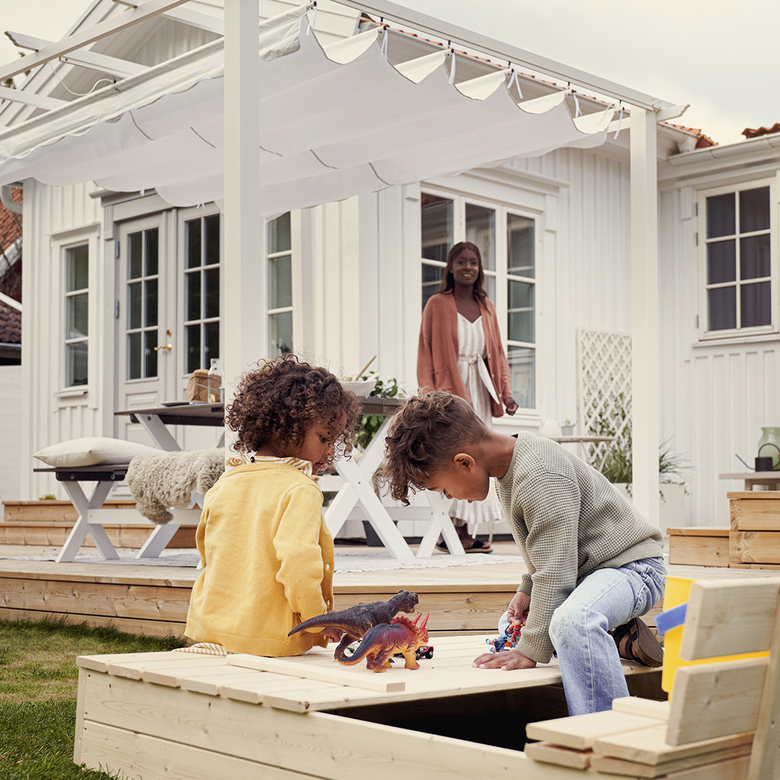 Sandkasse Jabo med Benk og Lokk Trehvitt 120x120 cm