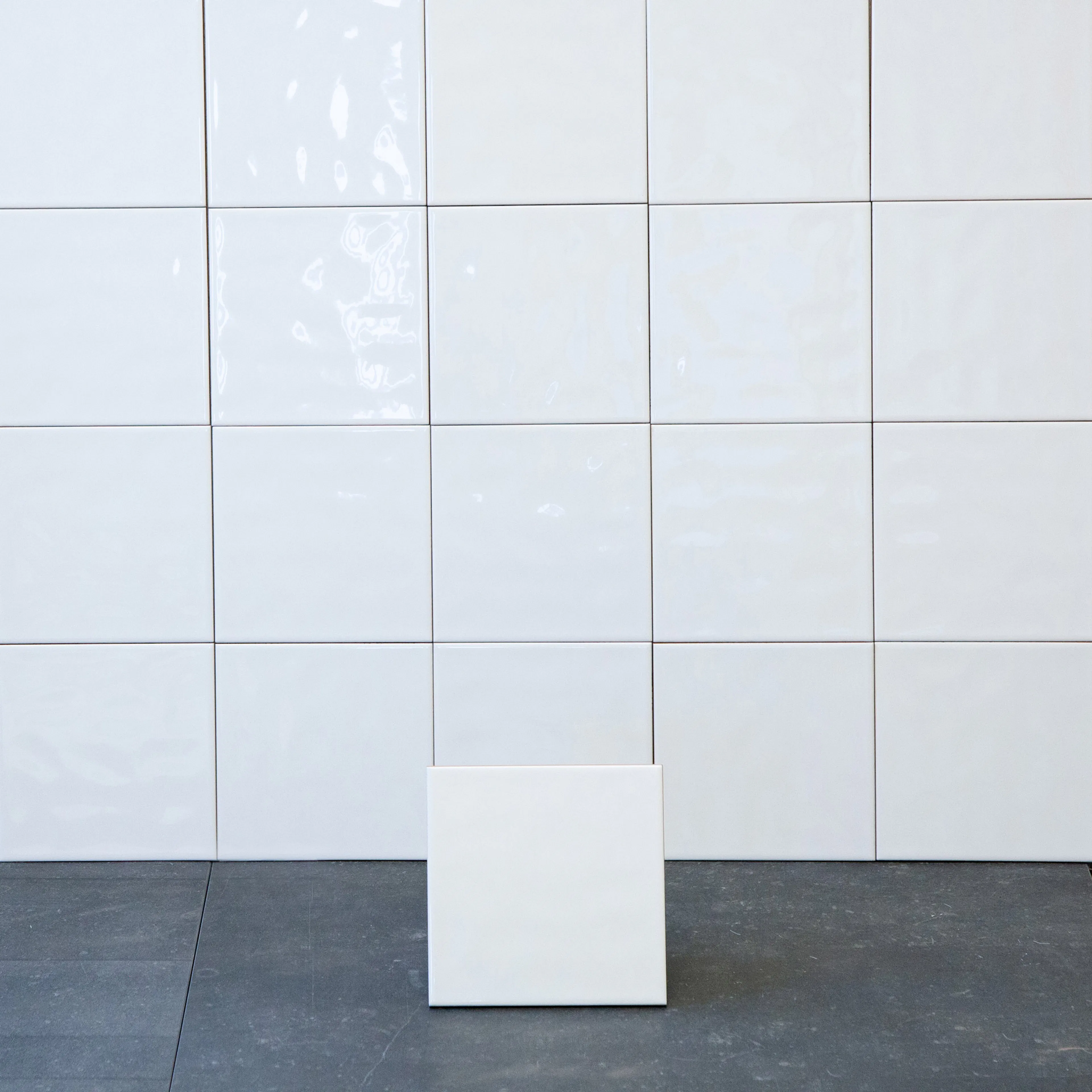 Flis Arredo Color Hvit Bølget Blank 15X15 cm