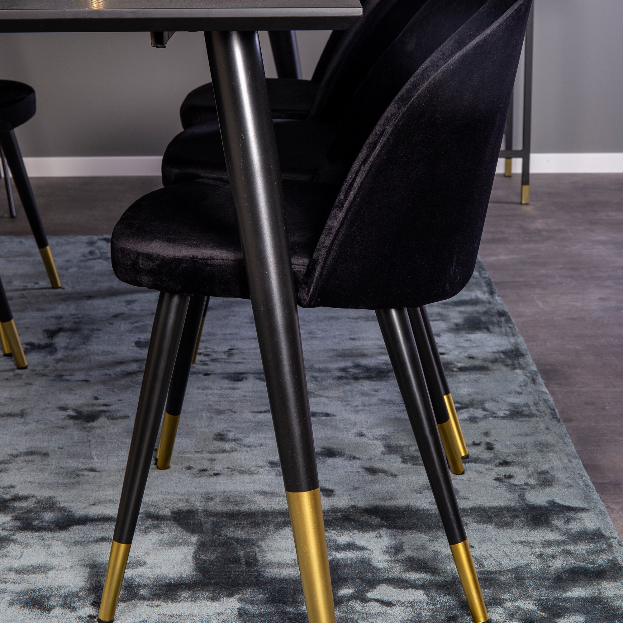 Spisegruppe Venture Home Dipp med 6 Velvet Stoler