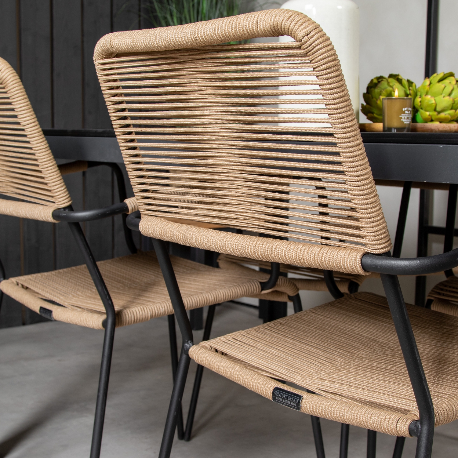 Spisegruppe Venture Home Bront 150 med 4 Leon Lenestoler