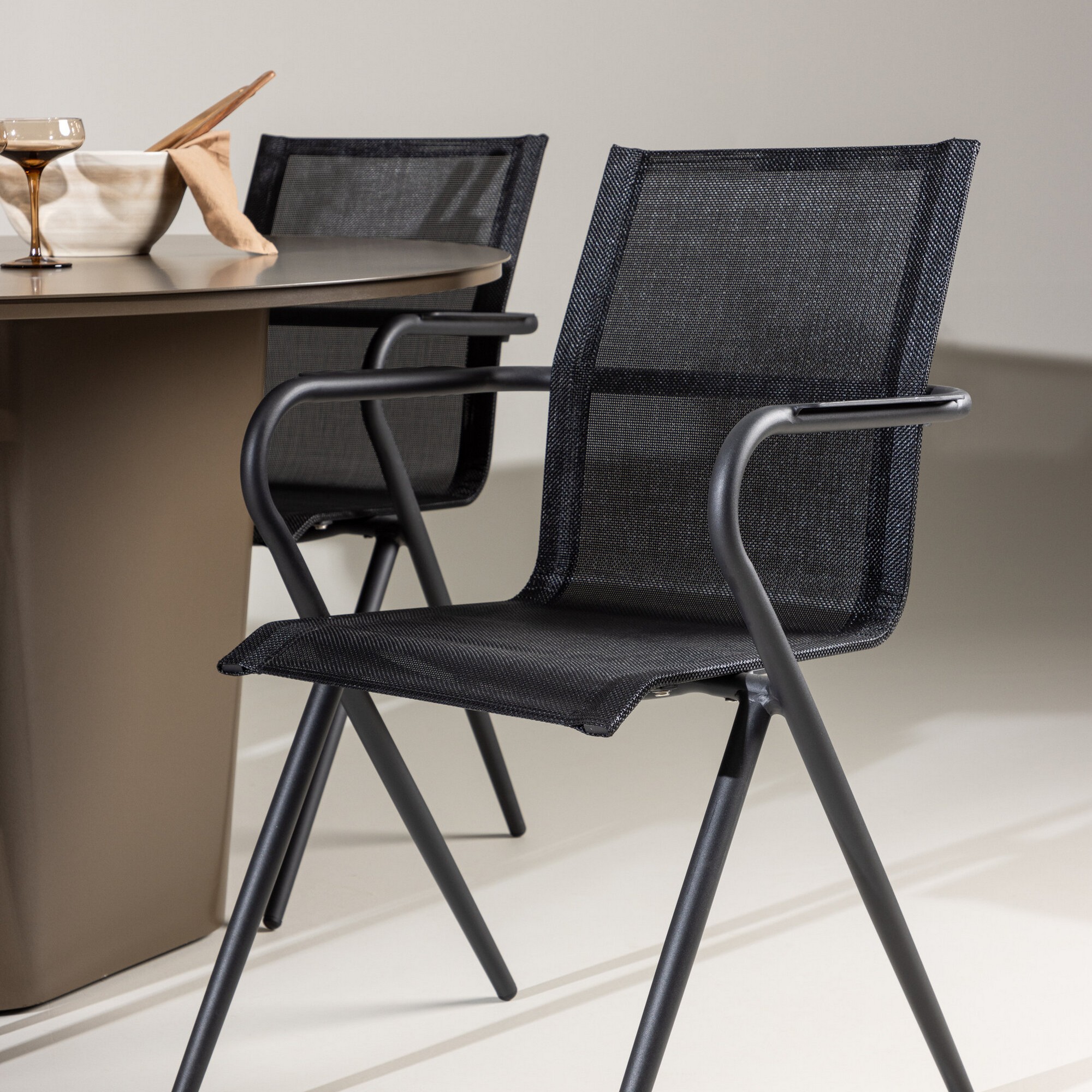 Hagegruppe Venture Home Santa Fe med 4 Alina Stoler