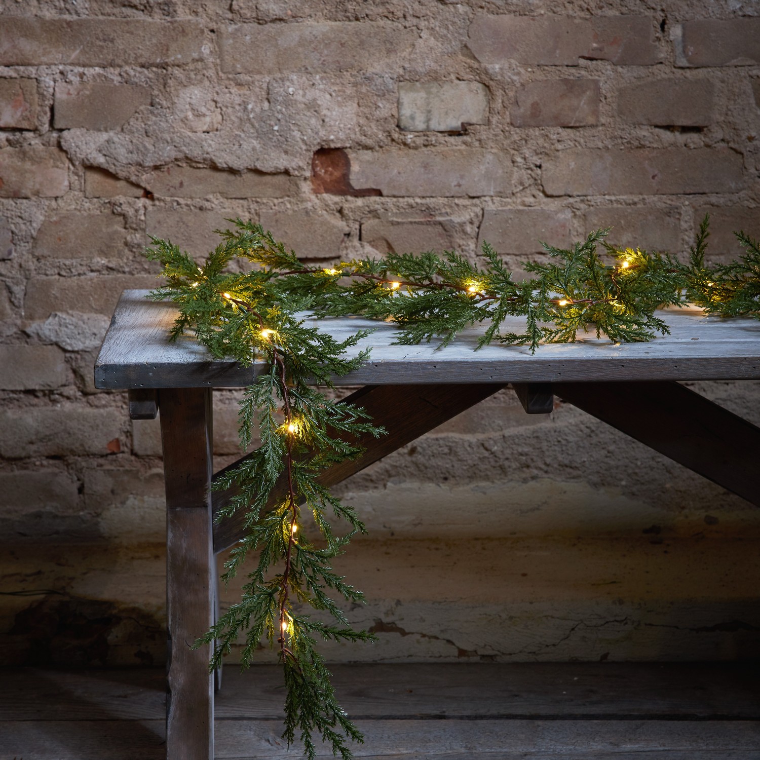 Girland Star Trading Thuja 180 cm 20L BO