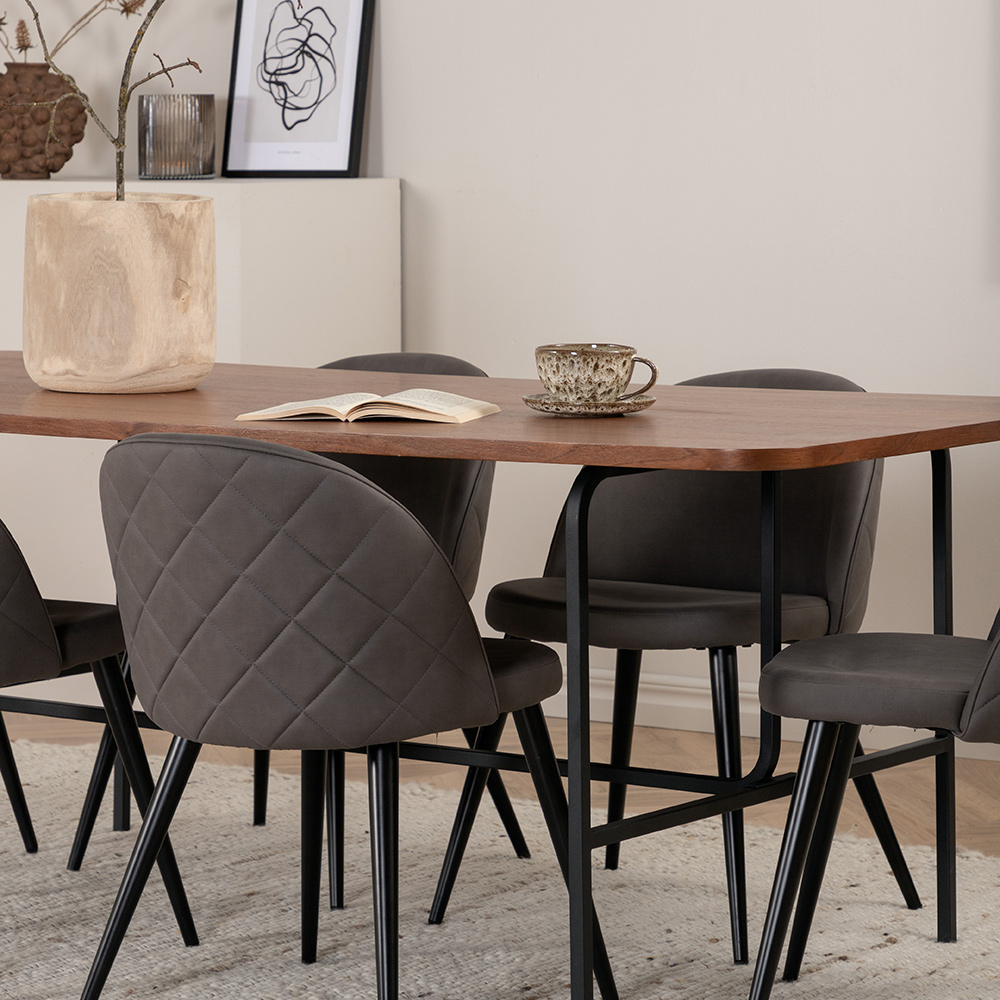 Spisegruppe Venture Home Chicago Spisebord og Valentina Stitcthes Spisestol Brun