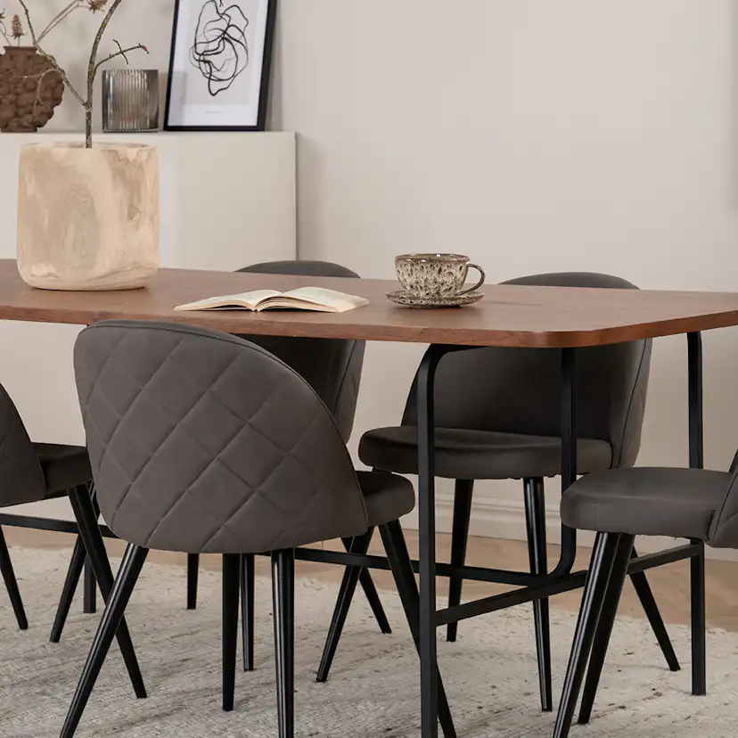Spisegruppe Venture Home Chicago Spisebord og Valentina Stitcthes Spisestol Brun