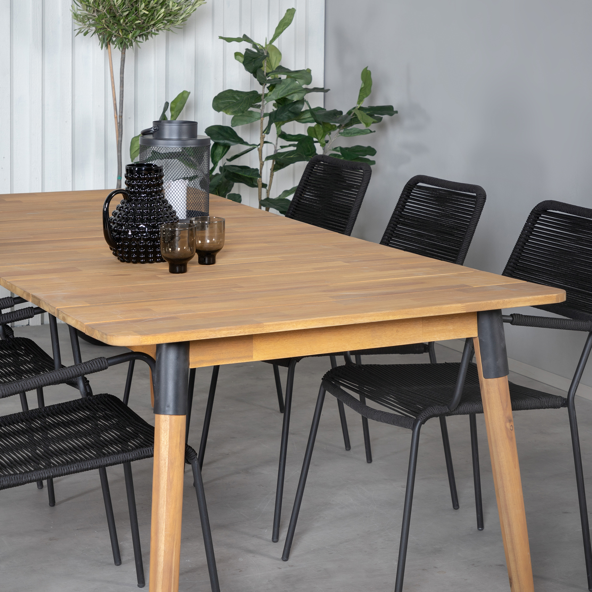 Spisegruppe Venture Home Julle med 6 Minos Spisestoler med Armstøtte