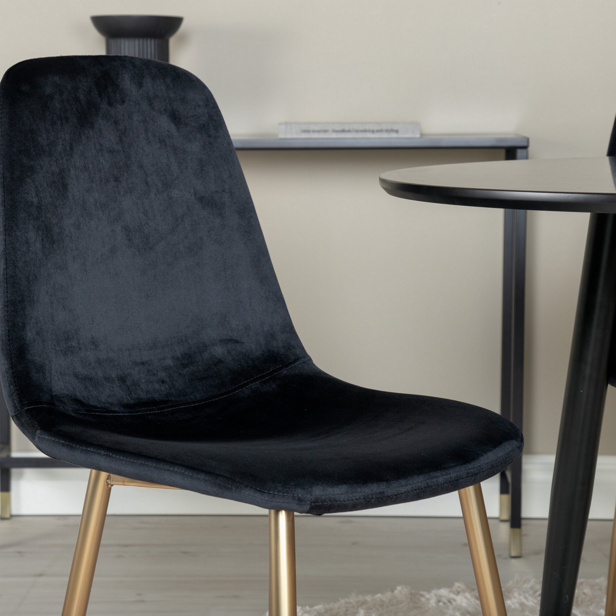 Spisegruppe Venture Home Plaza med 4stk Polar Stoler