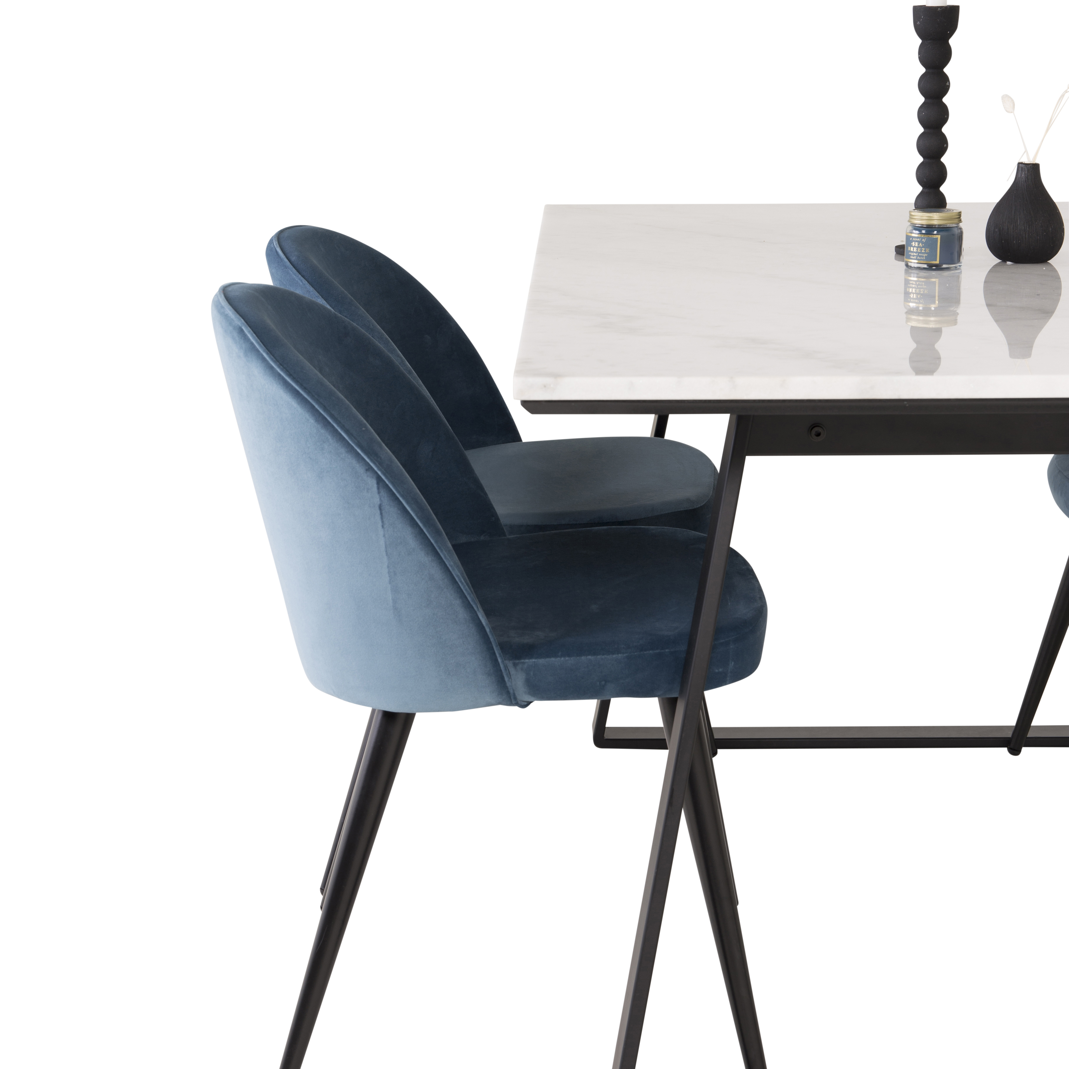 Spisegruppe Venture Home Estelle 140 med 4 Valentina Stoler Fløyel