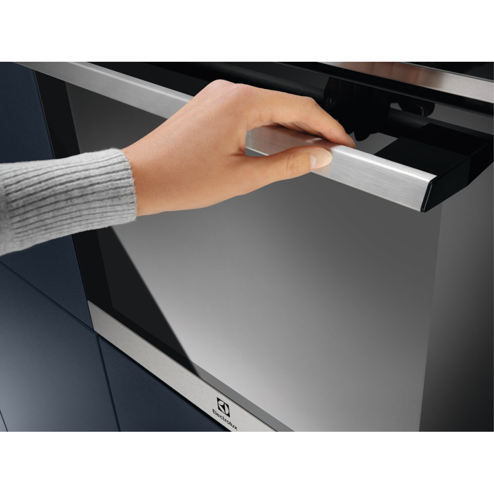 Ovn- og Mikrobølgepakke Electrolux COP840X + KMFE172TEX med SteamCrisp, Pyrolyse og Wifi