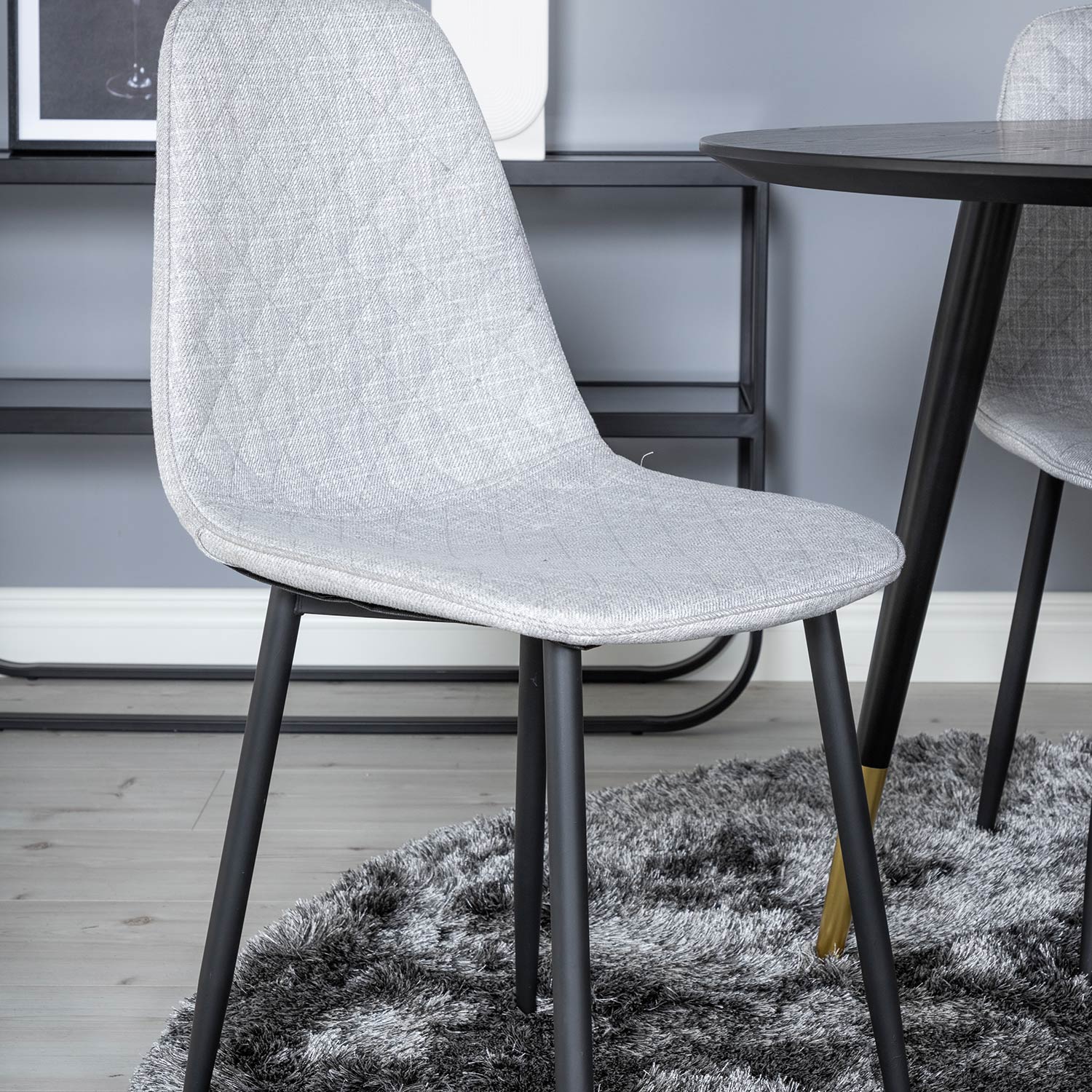 Spisegruppe Venture Home Dipp Ø115 cm med 4 Polar Stoler