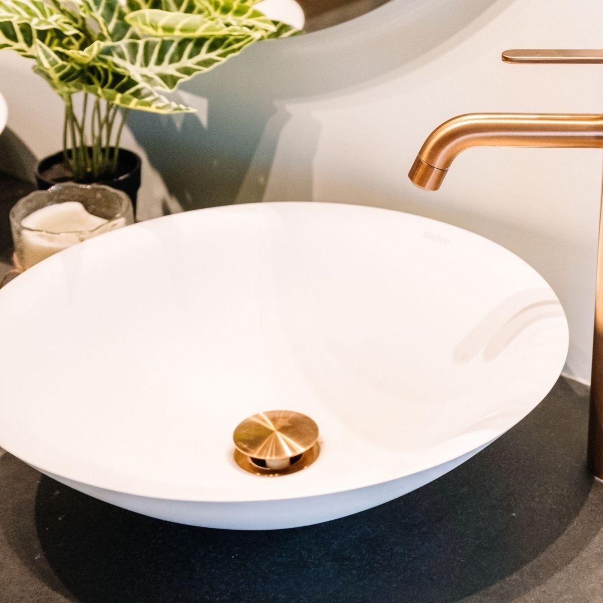 Servant Bathco Piamonte Solid Surface
