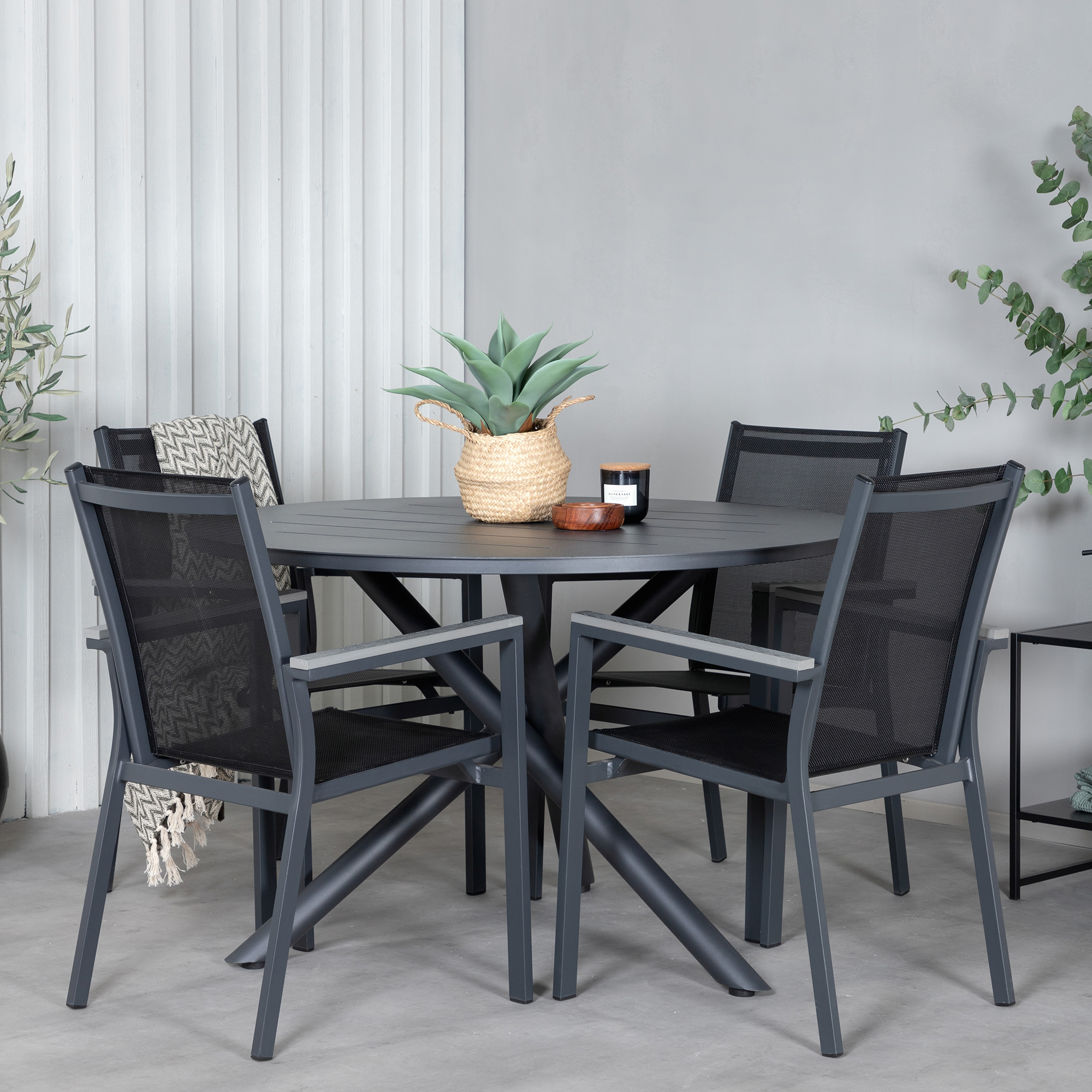 Spisegruppe Venture Home Ande med 4 Pussel Spisestoler