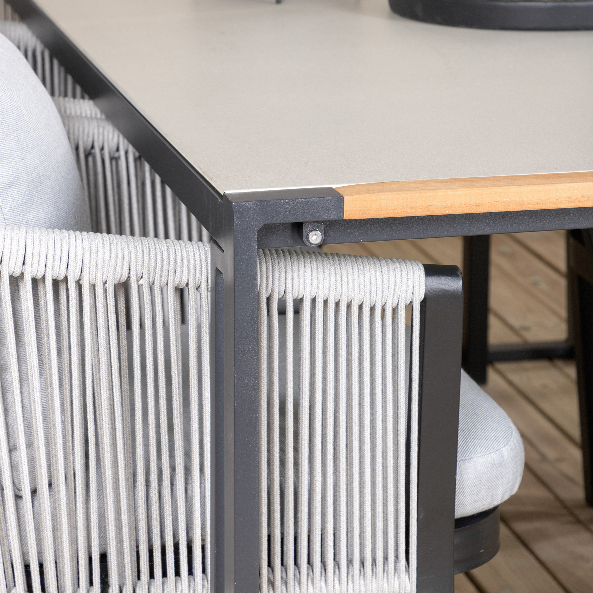 Spisegruppe Venture Home Texas med 6 Veny Stoler
