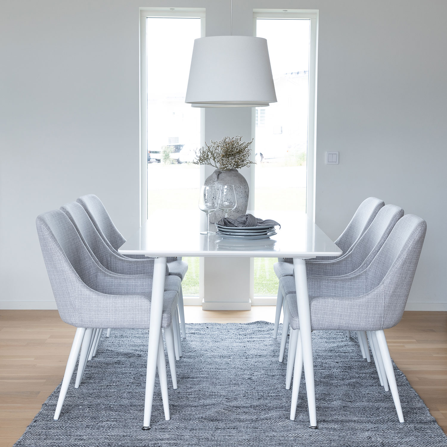 Spisegruppe Venture Home Polar med 6 Plaza Stoler