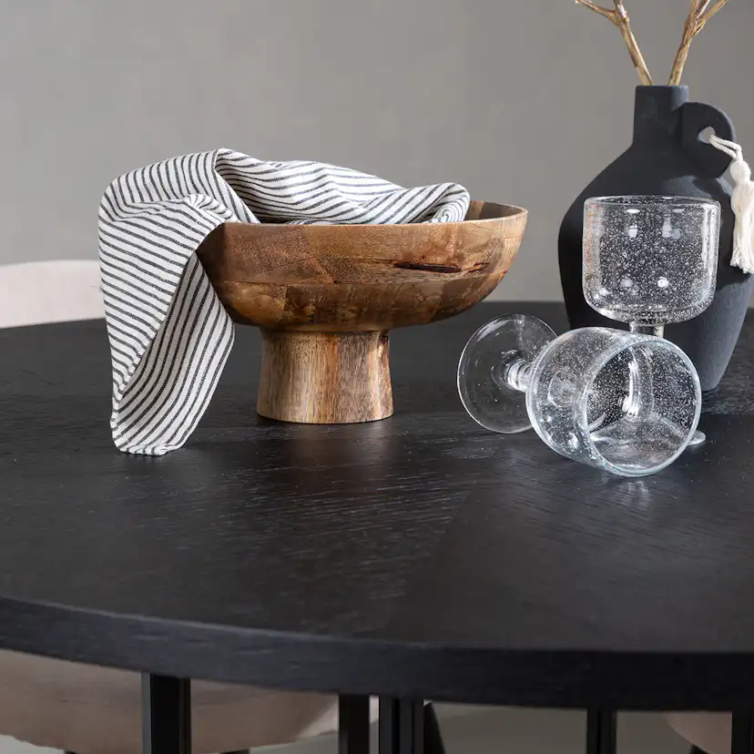 Spisegruppe Venture Home Copenhagen med 4 Velvet Stitches Stoler