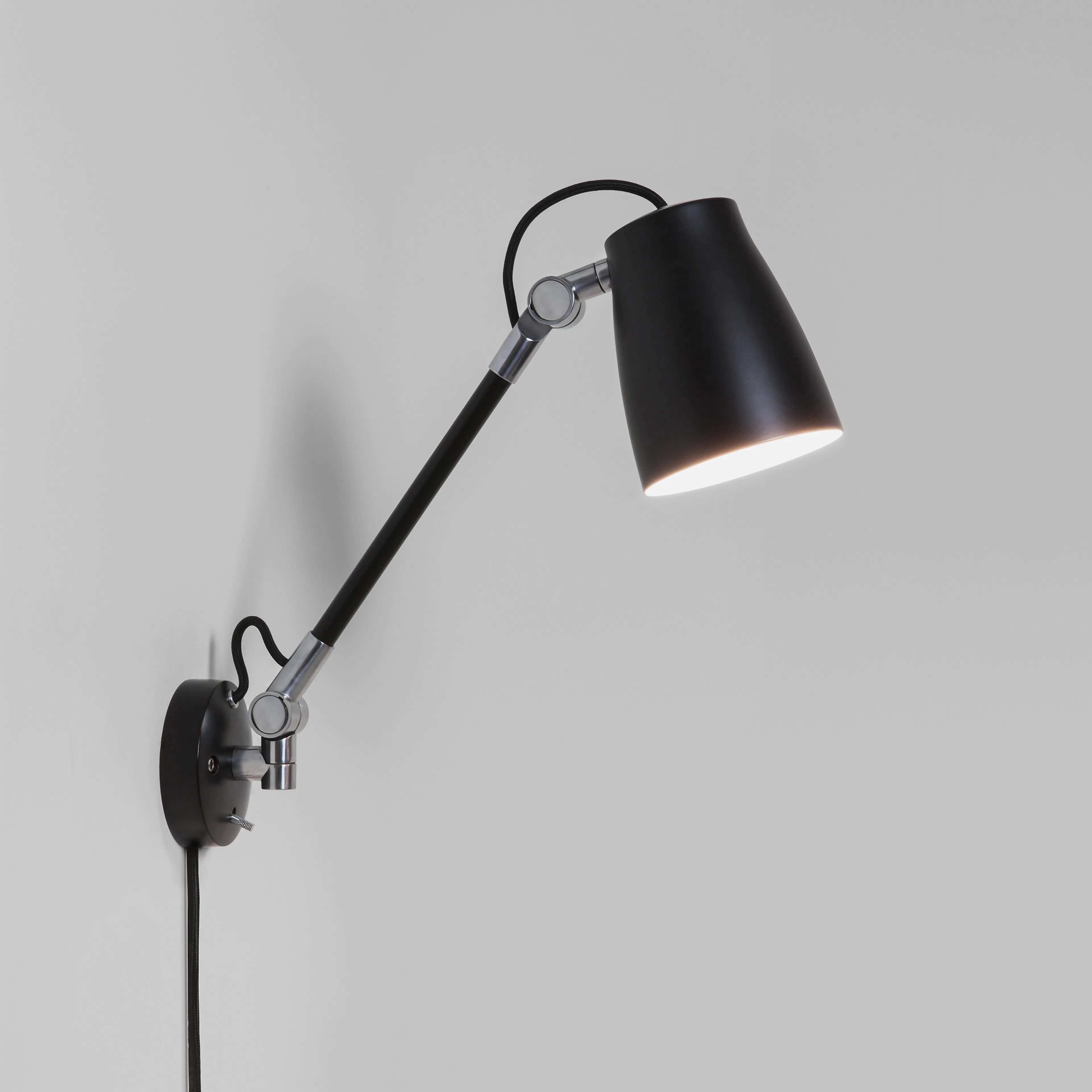 Vegglampe Astro Atelier Grande