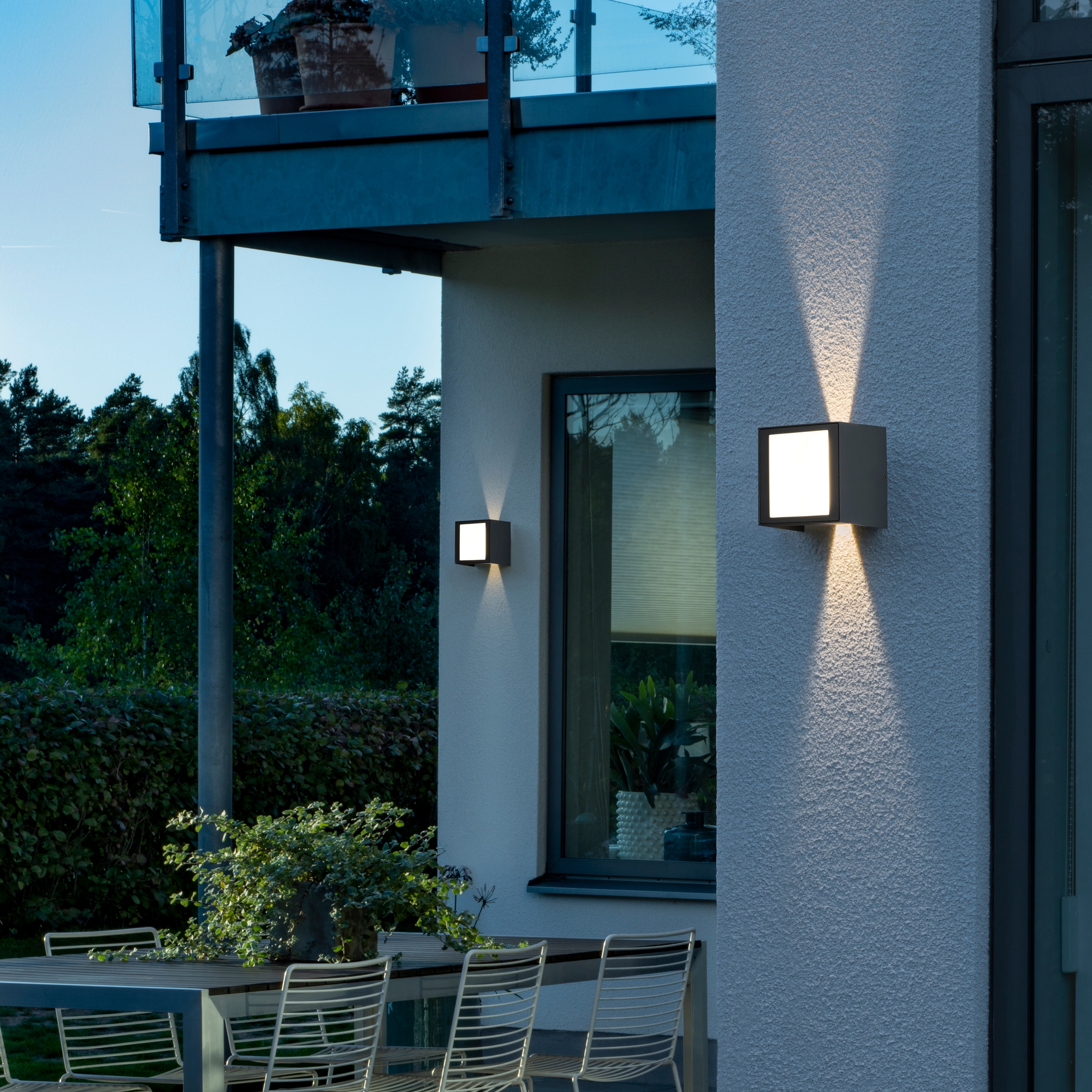 Vegglampe Gnosjö Konstsmide Cremona Opp/Ned/Frem 3X3W High Power LED