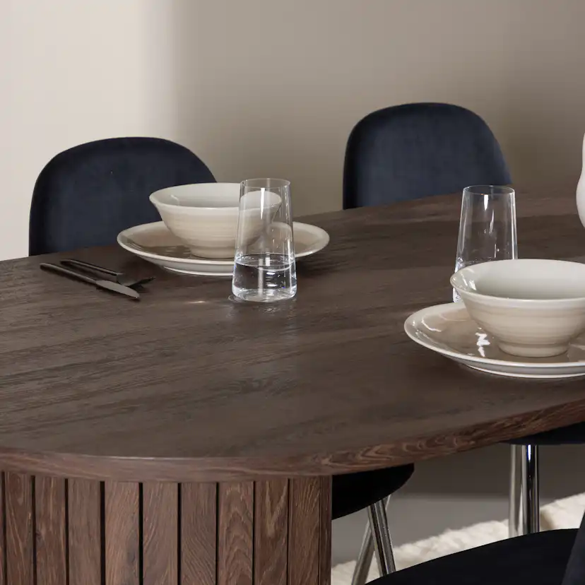 Spisegruppe Venture Home Härön 200 med 4 stk Polar Stoler Fløyel