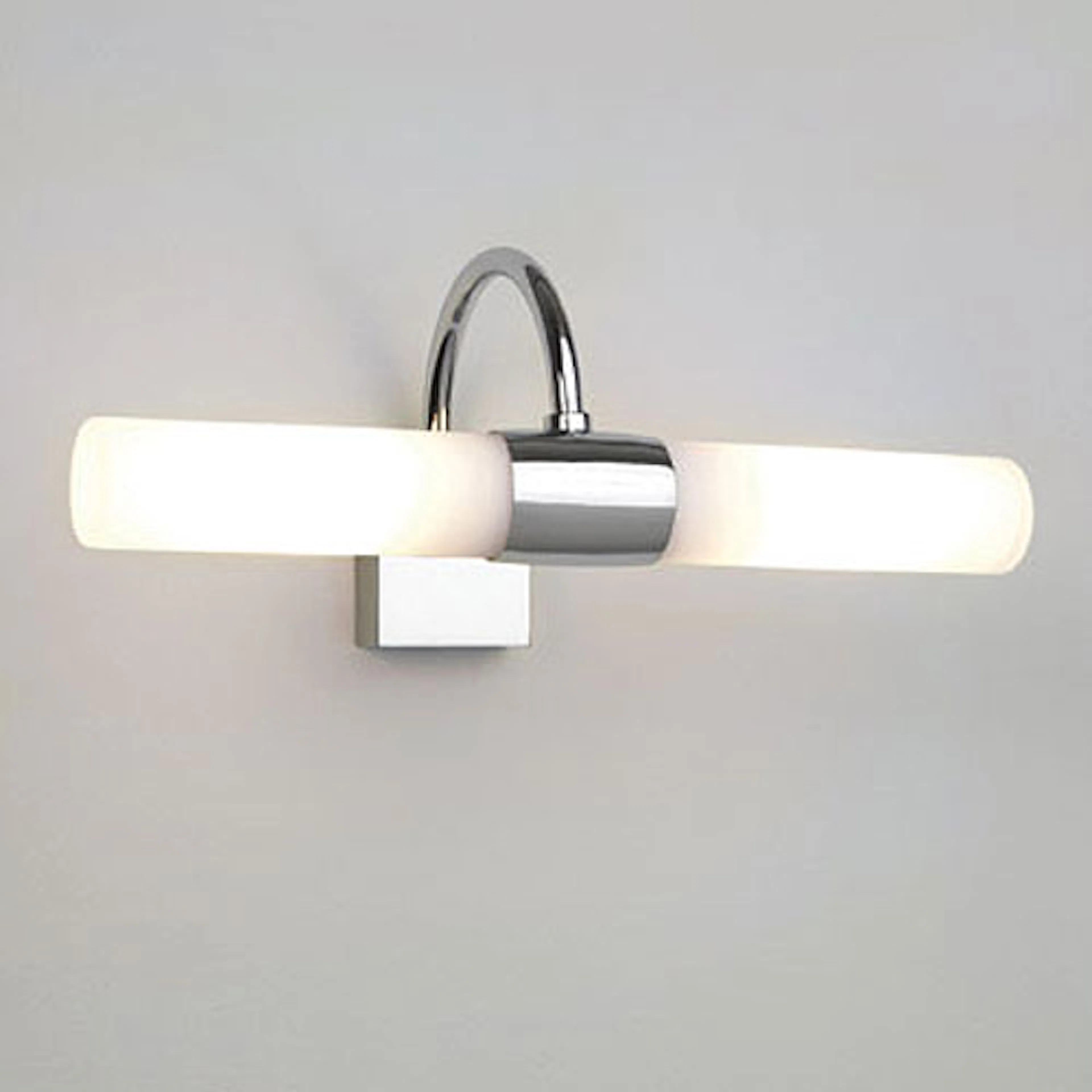 Speilbelysning Astro Dayton