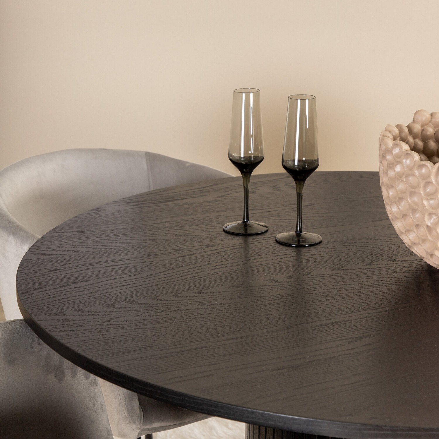 Spisegruppe Venture Home med Bianca Spisebord og 4 Bergen Spisestoler