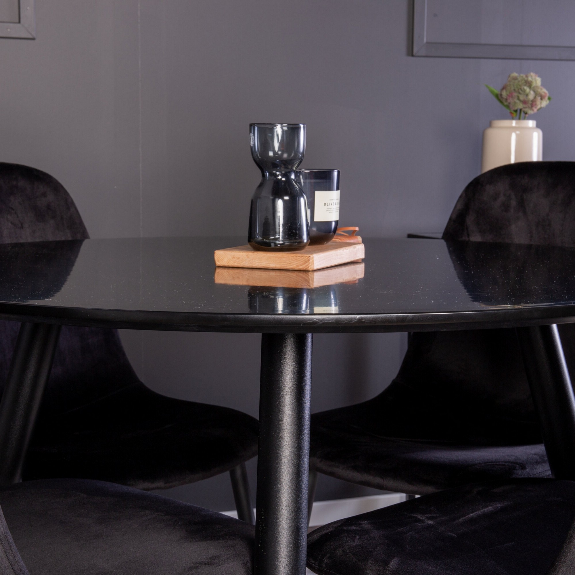 Spisegruppe Venture Home Plaza med 4stk Polar Stoler