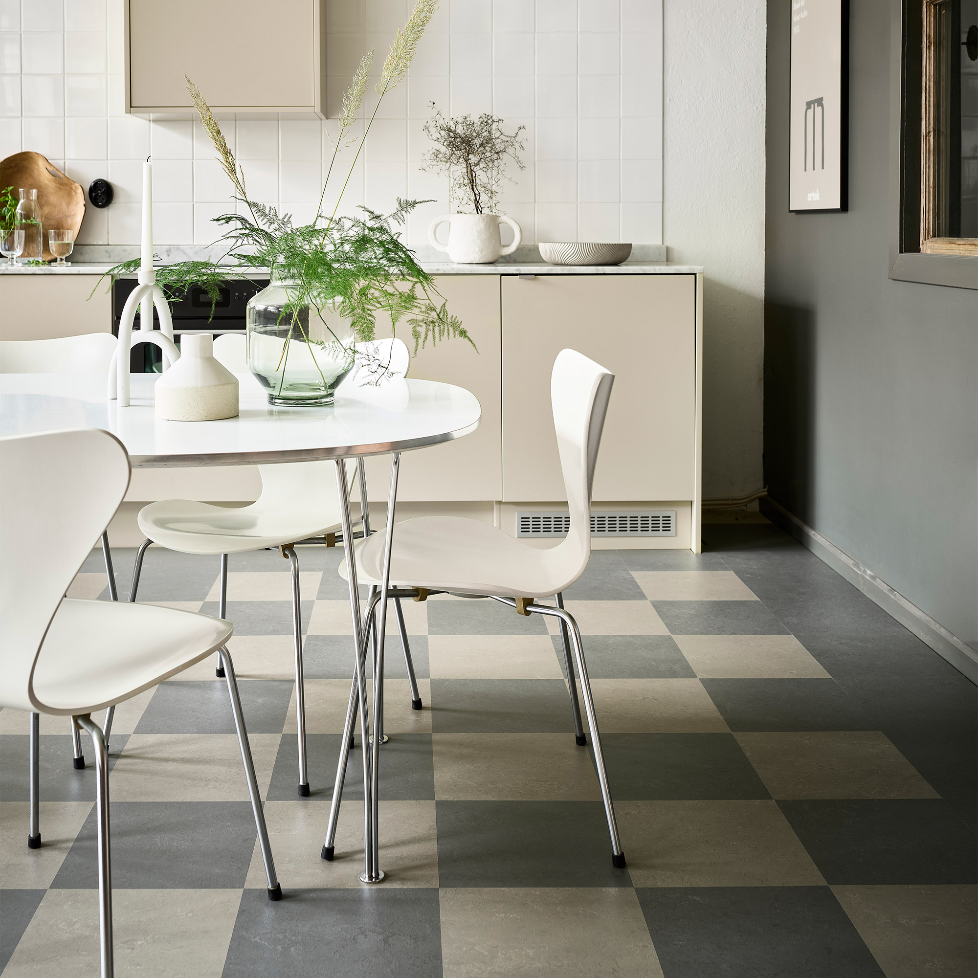 Linoleumgolv Forbo Marmoleum Click Nebula 30x30cm Grå med Klicksystem