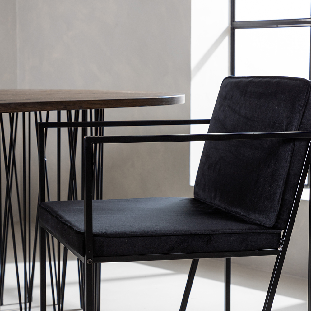 Spisegruppe furniture/fashion Stone Oval med 4 Richmond Stoler