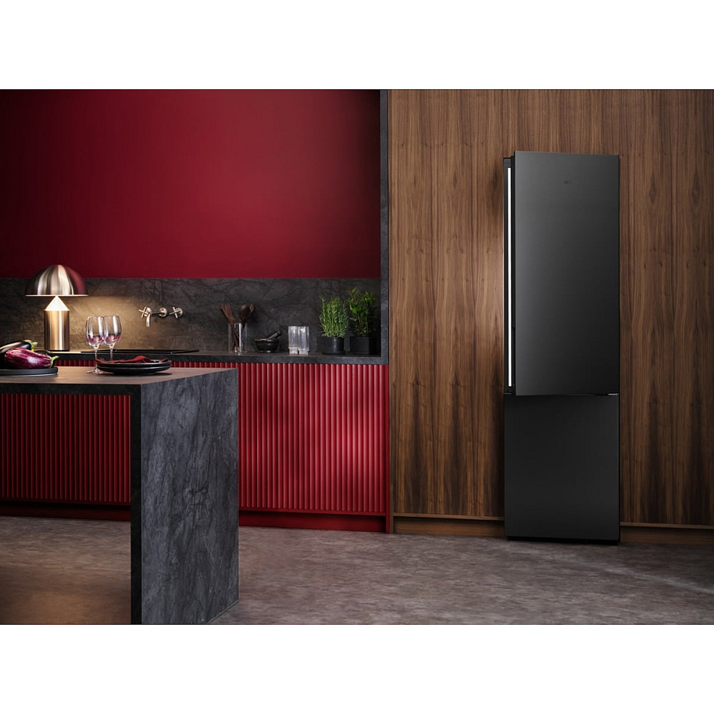 Frittstående Kjøl & Frys AEG ORC8M321CL Sort med TwinTech No Frost