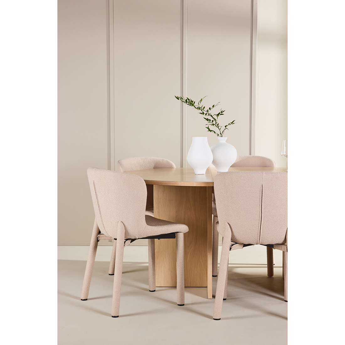Spisegruppe Venture Home Strada Ø120 cm med 6st Astoria Spisestoler