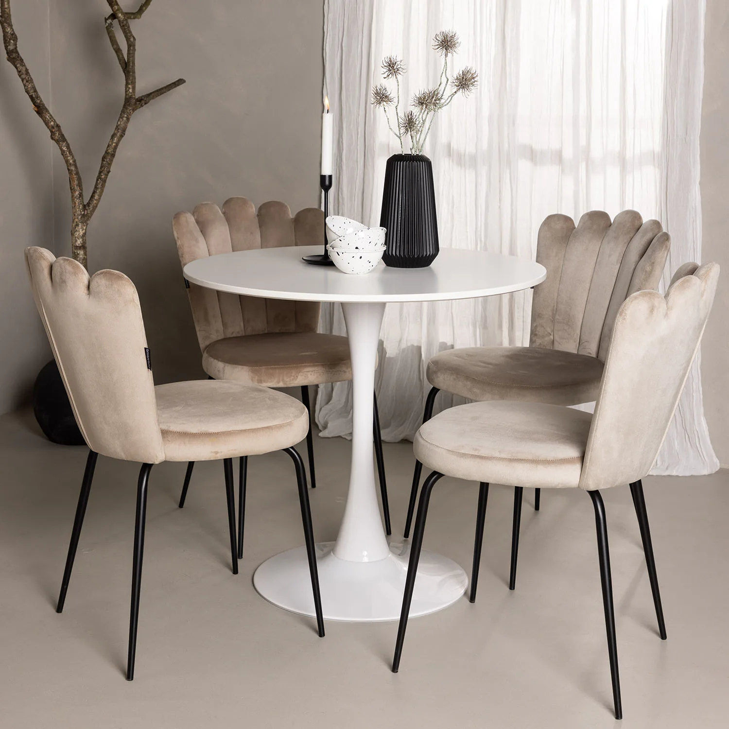 Spisegruppe Venture Home Hamden Ø80 cm med 4 Limhamn Light Stoler