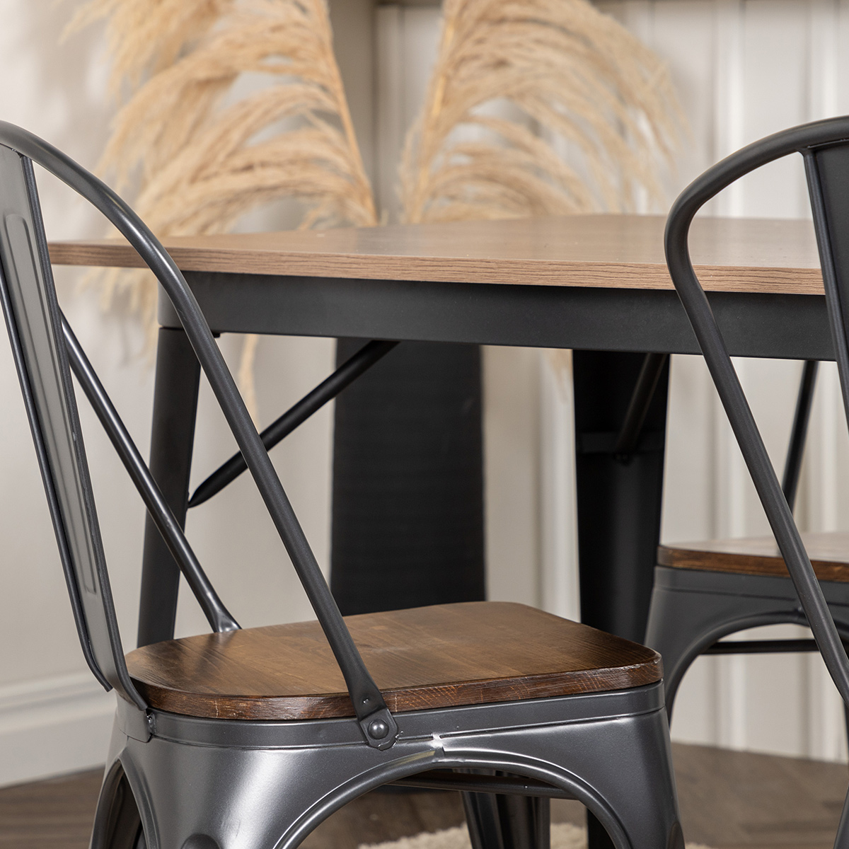 Spisegruppe Venture Home Tempe med 4 Tempe Stoler