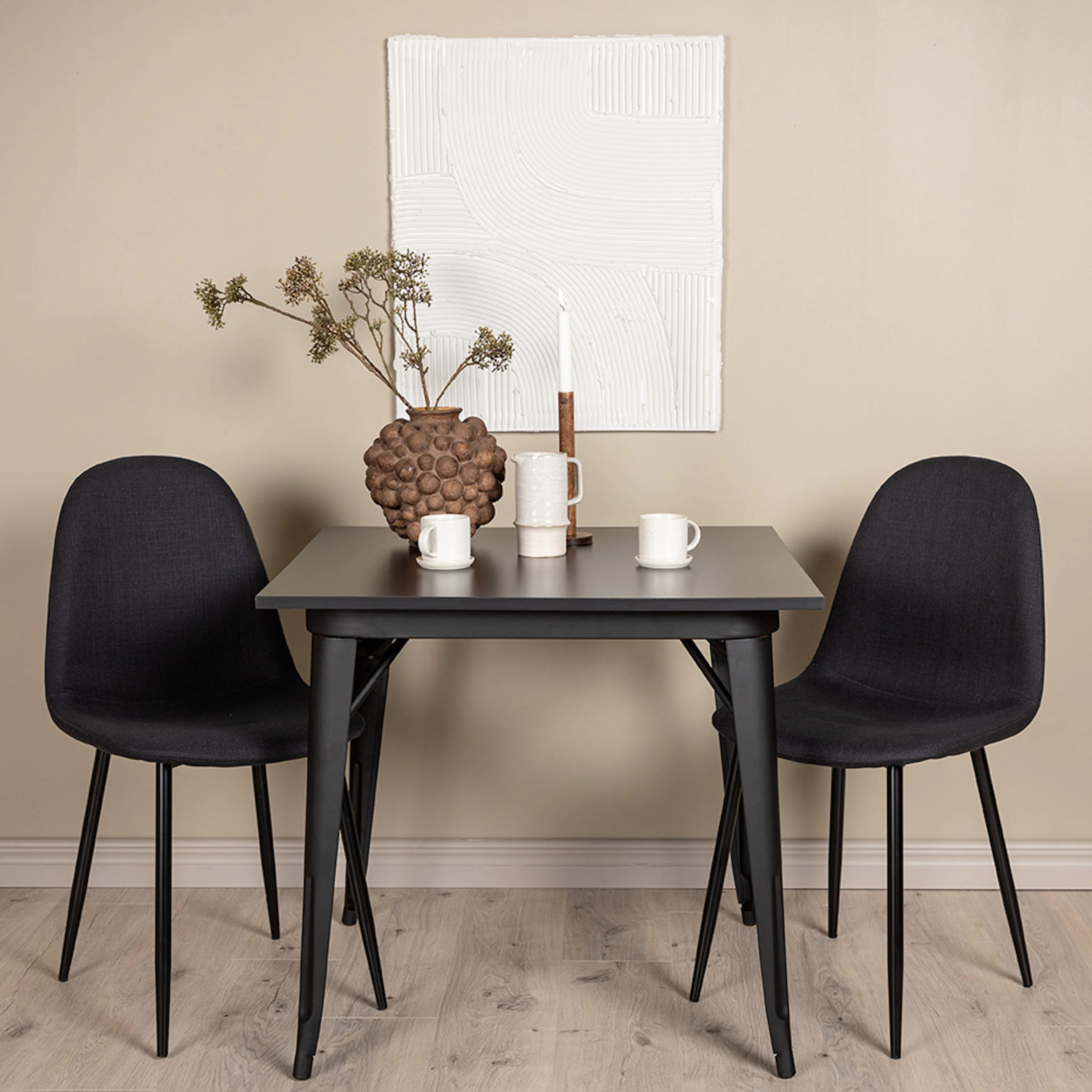 Spisegruppe Venture Home Tempe med 2 Polar Stoler