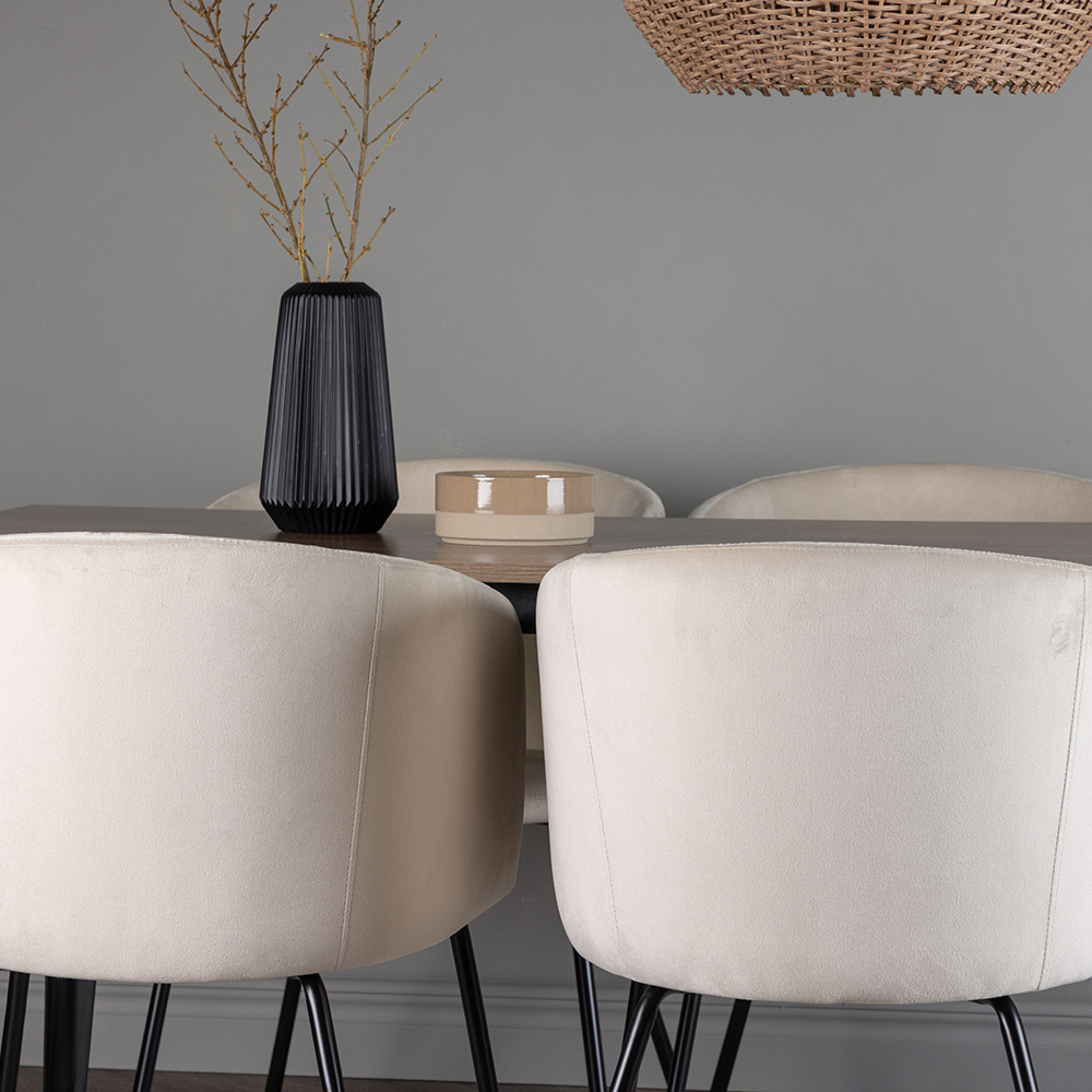 Spisegruppe Venture Home Tempe 140 cm med 4 Berit Stoler Fløyel