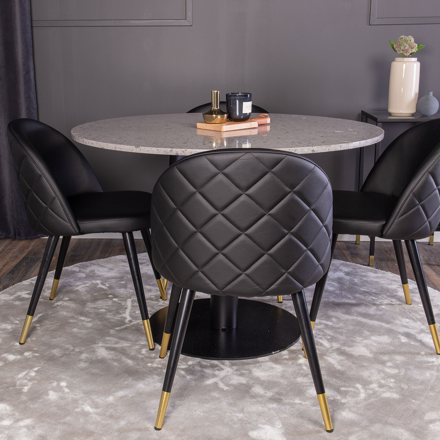 Spisegruppe Venture Home Razzia med 4 Velvet Stoler Skinn