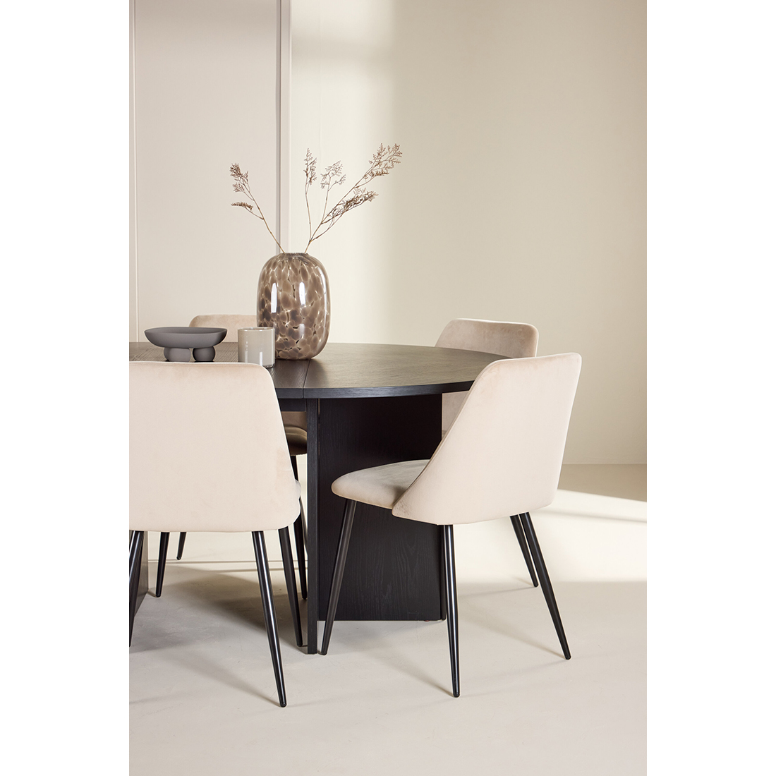 Spisegruppe Venture Home Strada Ø120 cm med 6st Night Spisestoler