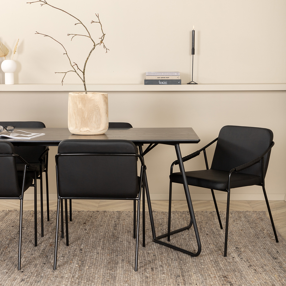 Spisegruppe Venture Home Annika Spisebord og Tjärö Spisestol Sort